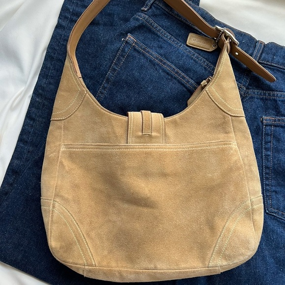 Coach Hamptons Hobo Bag 👜 - Picture 4 of 7